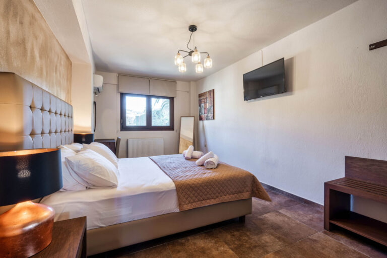 BLUE-VILLA-4