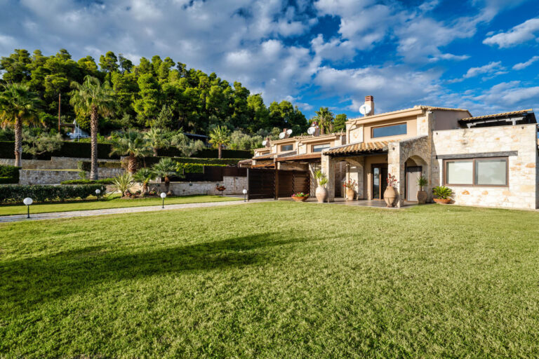 Palm Rise Villas Exteriors (4)